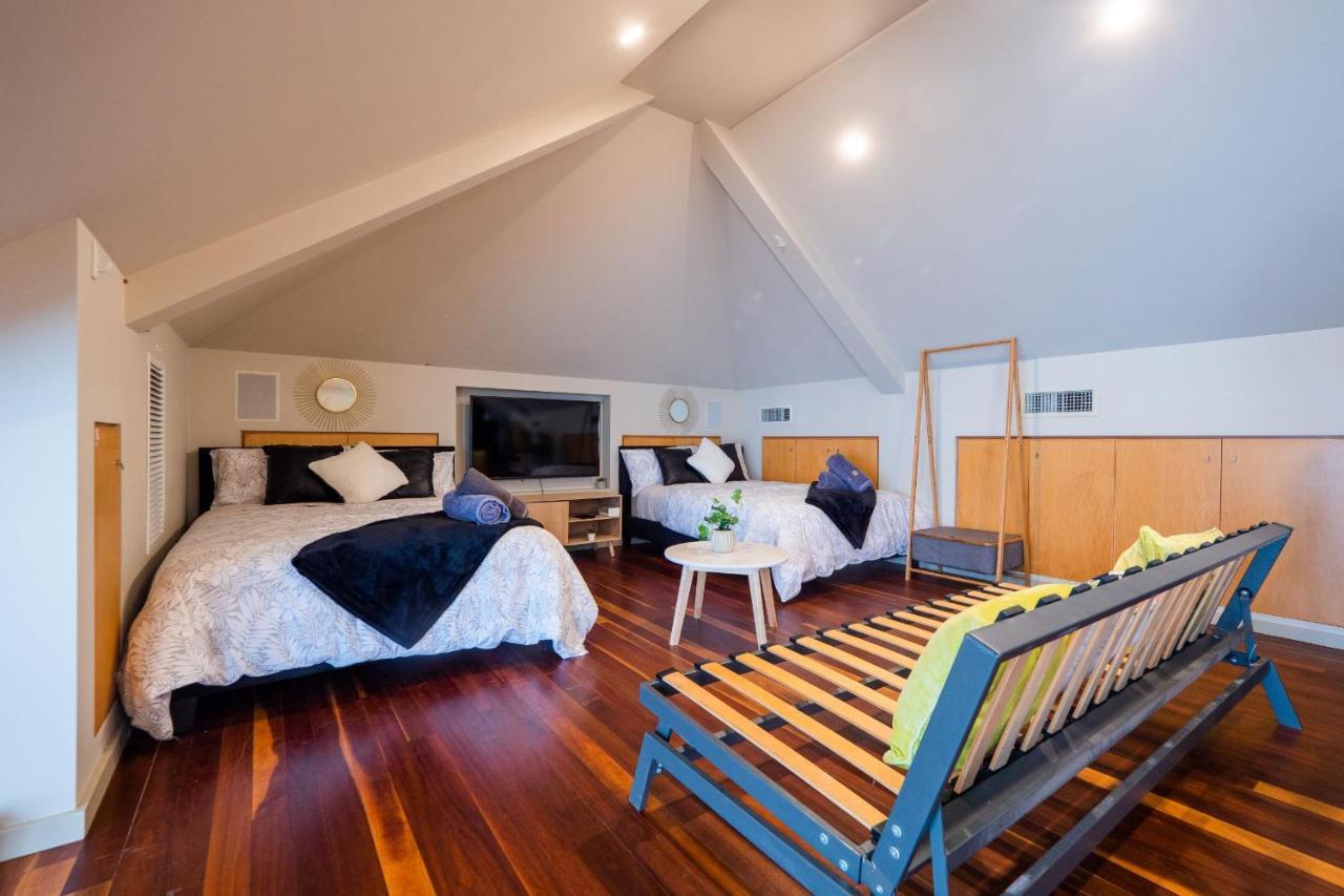 Quiet Private Studio In Strathfield With Kitchenette And Private Bathroom 3Min To Station Sleeps 6 Сидней Экстерьер фото