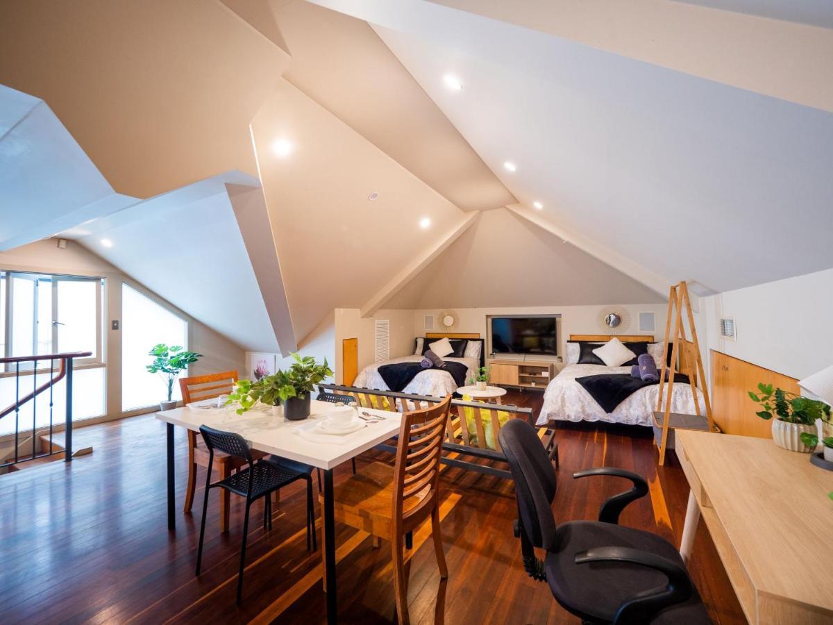 Quiet Private Studio In Strathfield With Kitchenette And Private Bathroom 3Min To Station Sleeps 6 Сидней Экстерьер фото